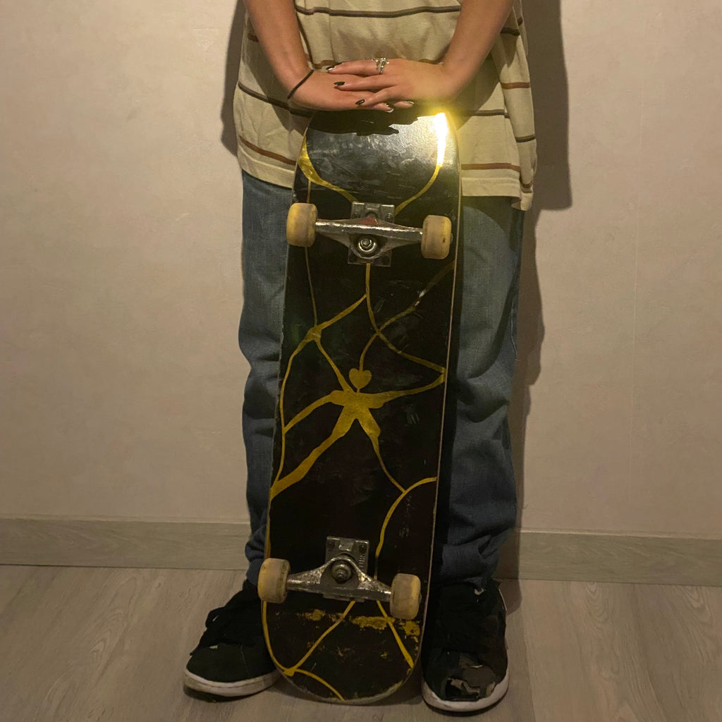 Kintsugi (金継ぎ)